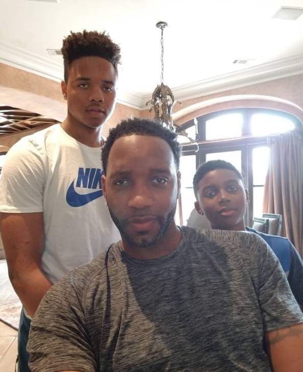 赛中亮相的 赛中亮相的