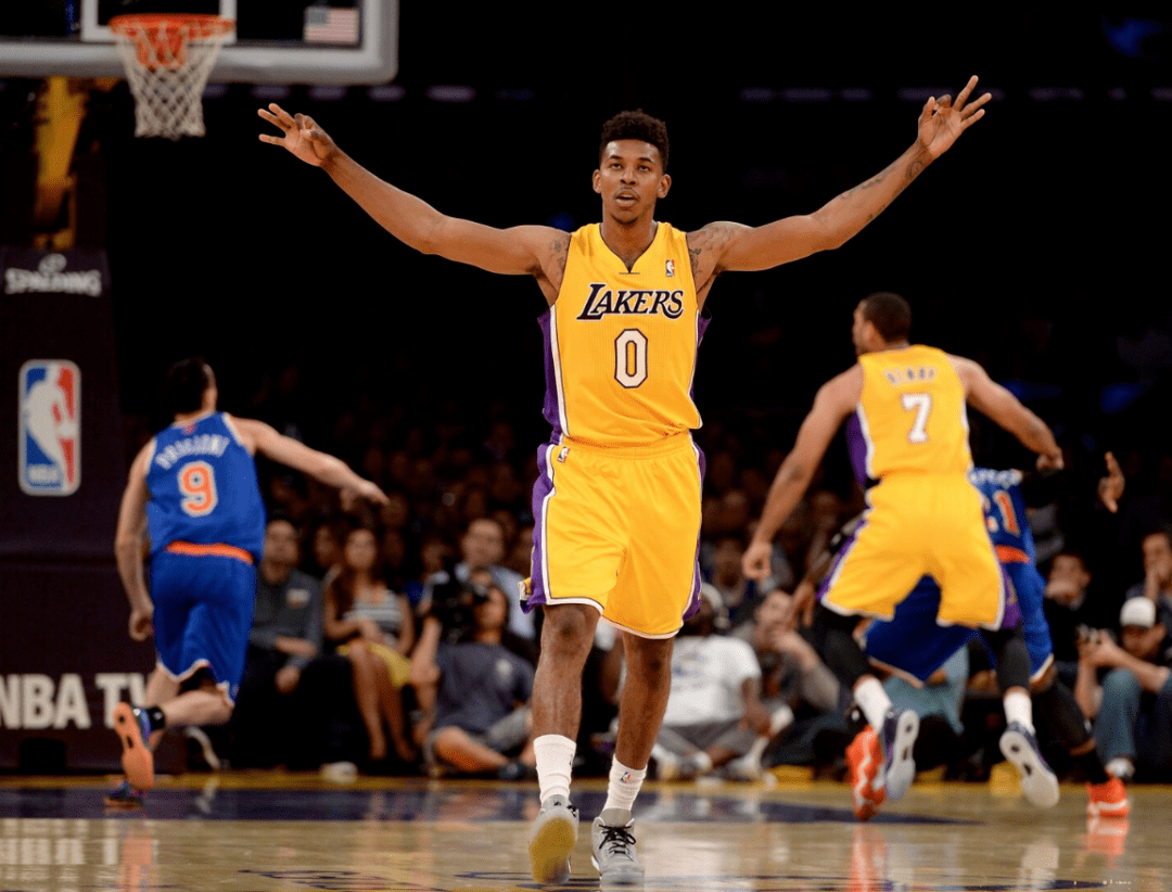 三脚传递 三脚传递